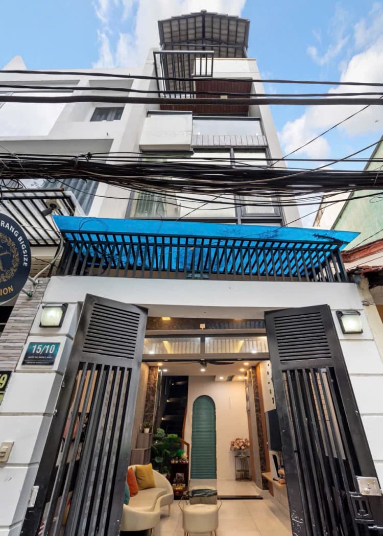 Nhà cần bán tại đường Nguyễn Trãi, Phường 2, Quận 5, diện tích 45m2, giá bán 9,5 tỷ.