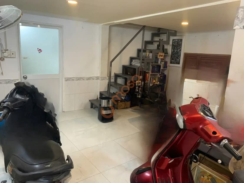 Main image Main image